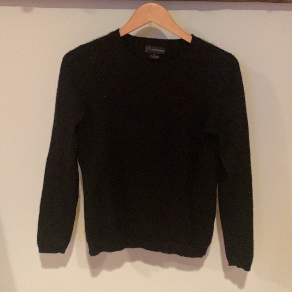 Bloomingdale’s black cashmere sweater